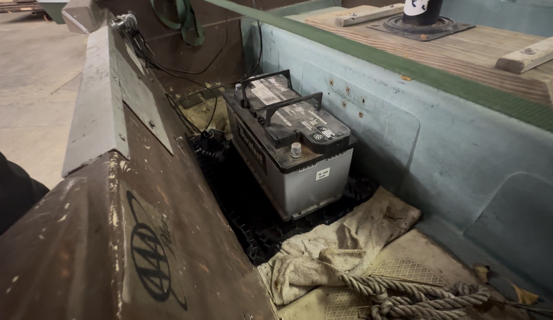 Bass Boat Mat for your Battery